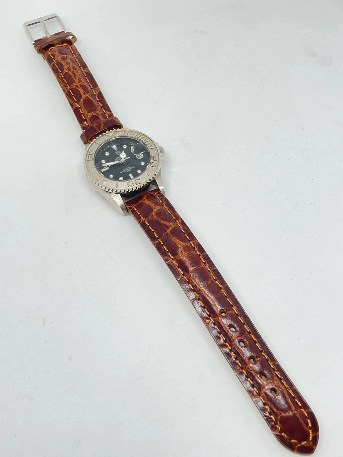 Relógio Marca Dogma Vintage Anos 90 em perfeito estado, pulseira nova Muito elegante – photo 4